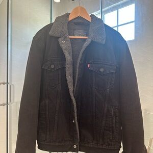 Levi's Men's Black Sherpa-Lined Jacket